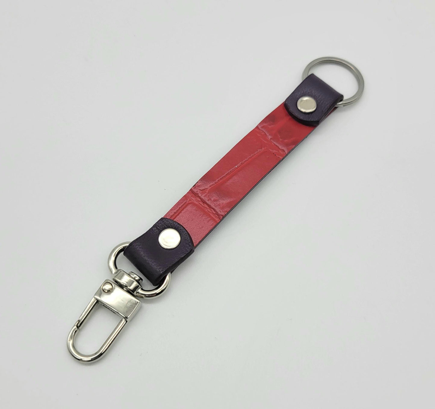 Zeb - Leather key chain - Purple/Red
